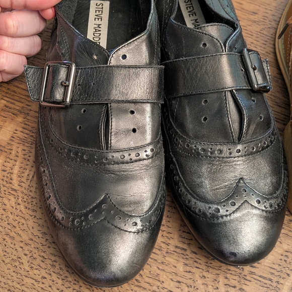 Women's Leather Oxford Brogues - Black and Tan - Picture 4 of 9